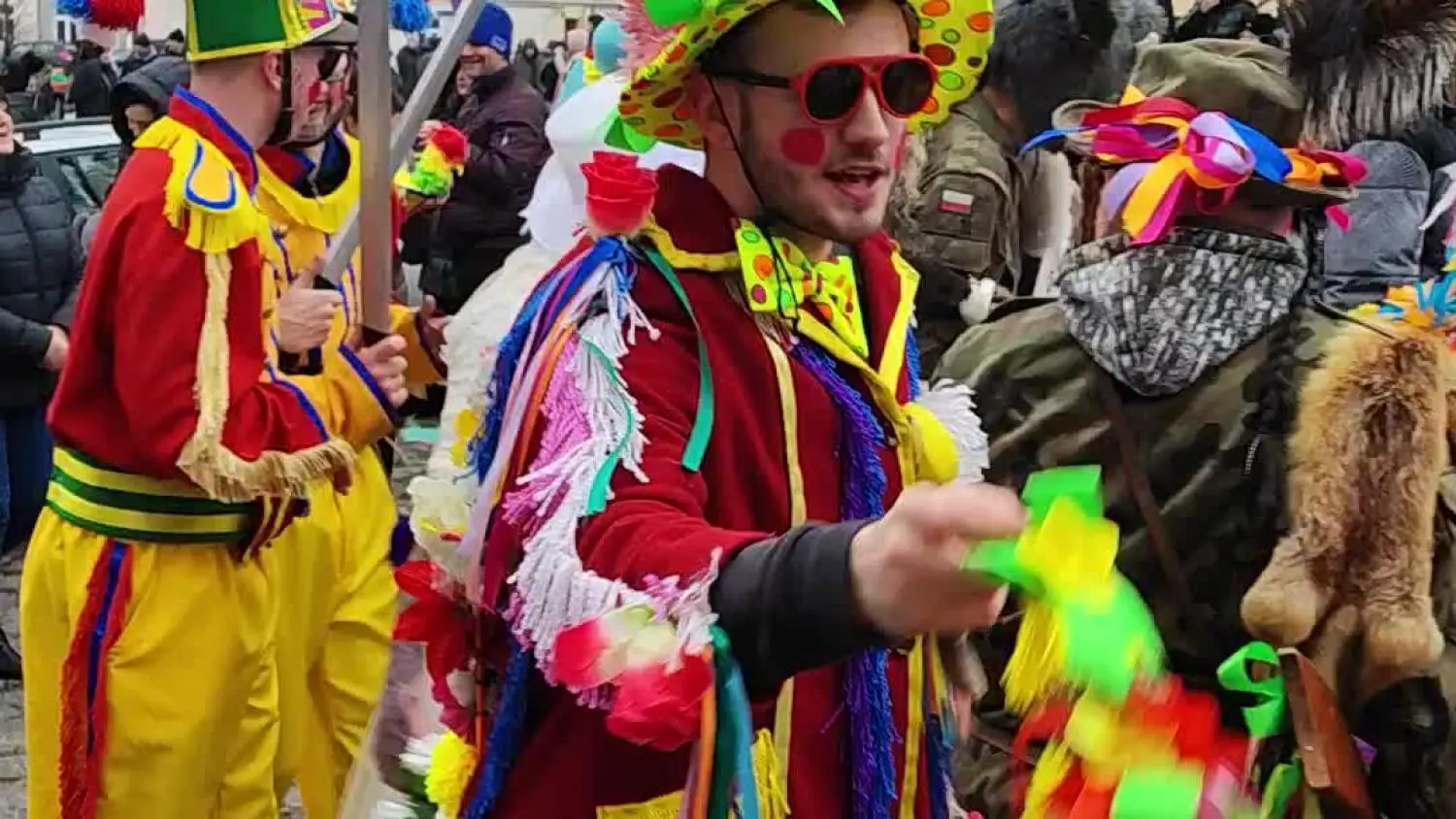 Korowód zapusty przeszedł ulicami Włocławka