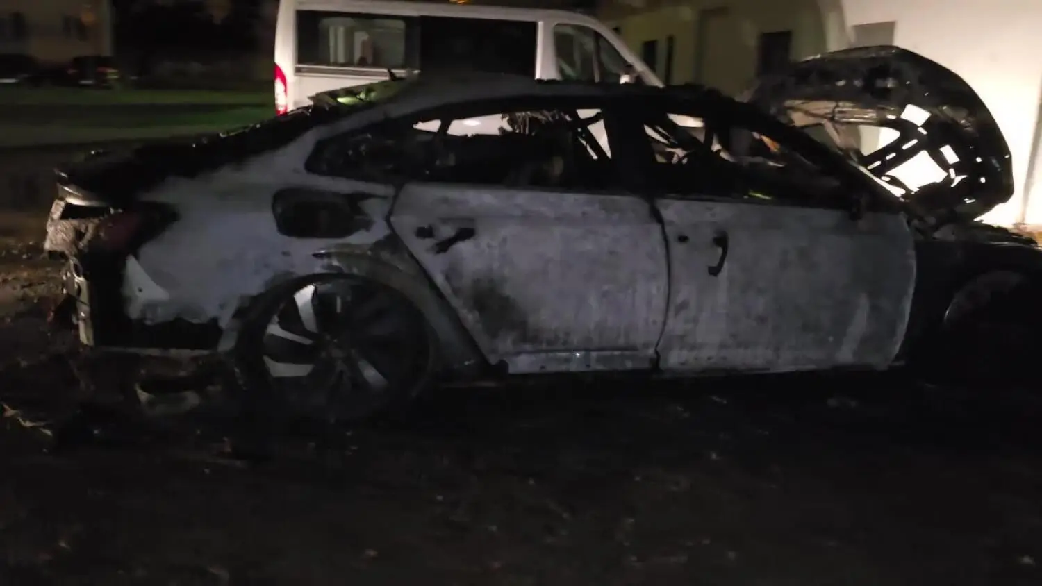 Pożar auta przy ul. Brackiej we Włocławku