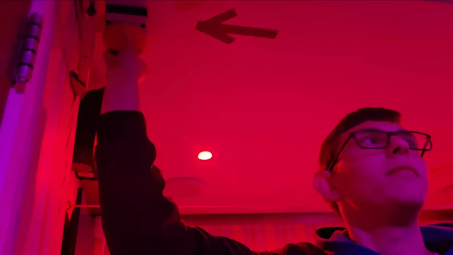 Młodzież zamknięta w escapetrucku. Sprawdzili czym jest handel ludźmi